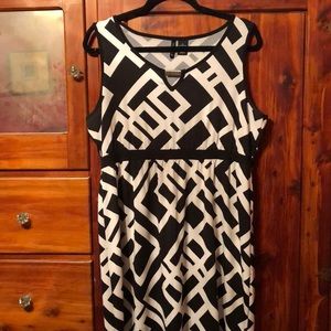 Geometric print maxi dress by New Directions